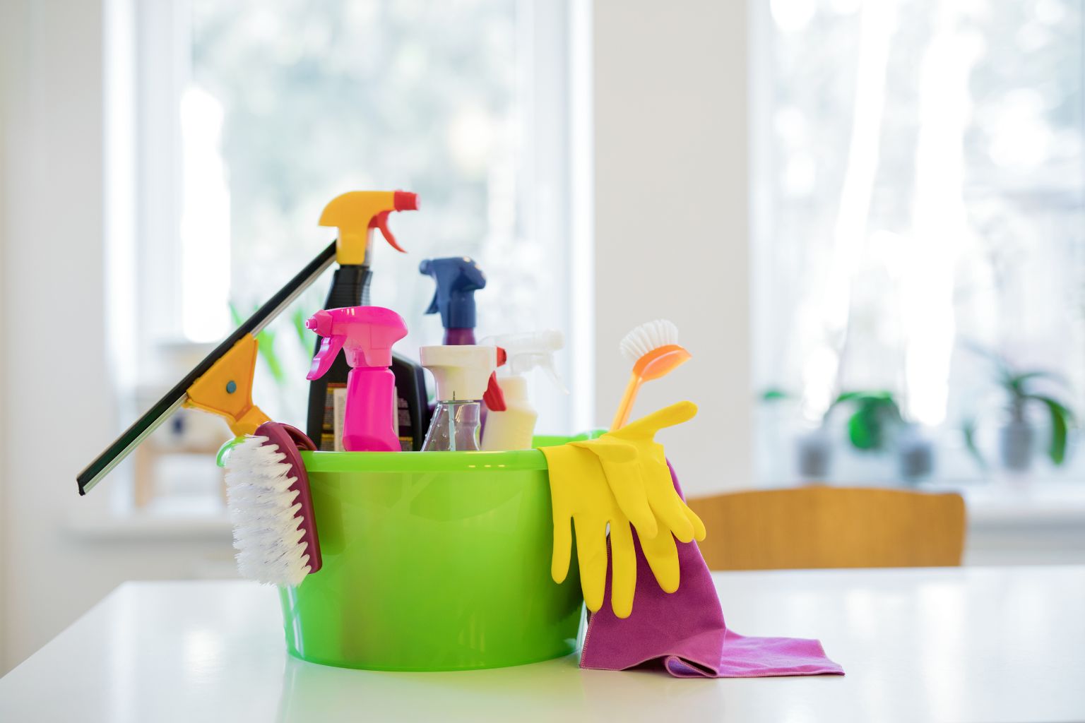 Hóa chất và thiết bị vệ sinh an toàn cho nhà có trẻ nhỏ tại Nam Từ Liêm