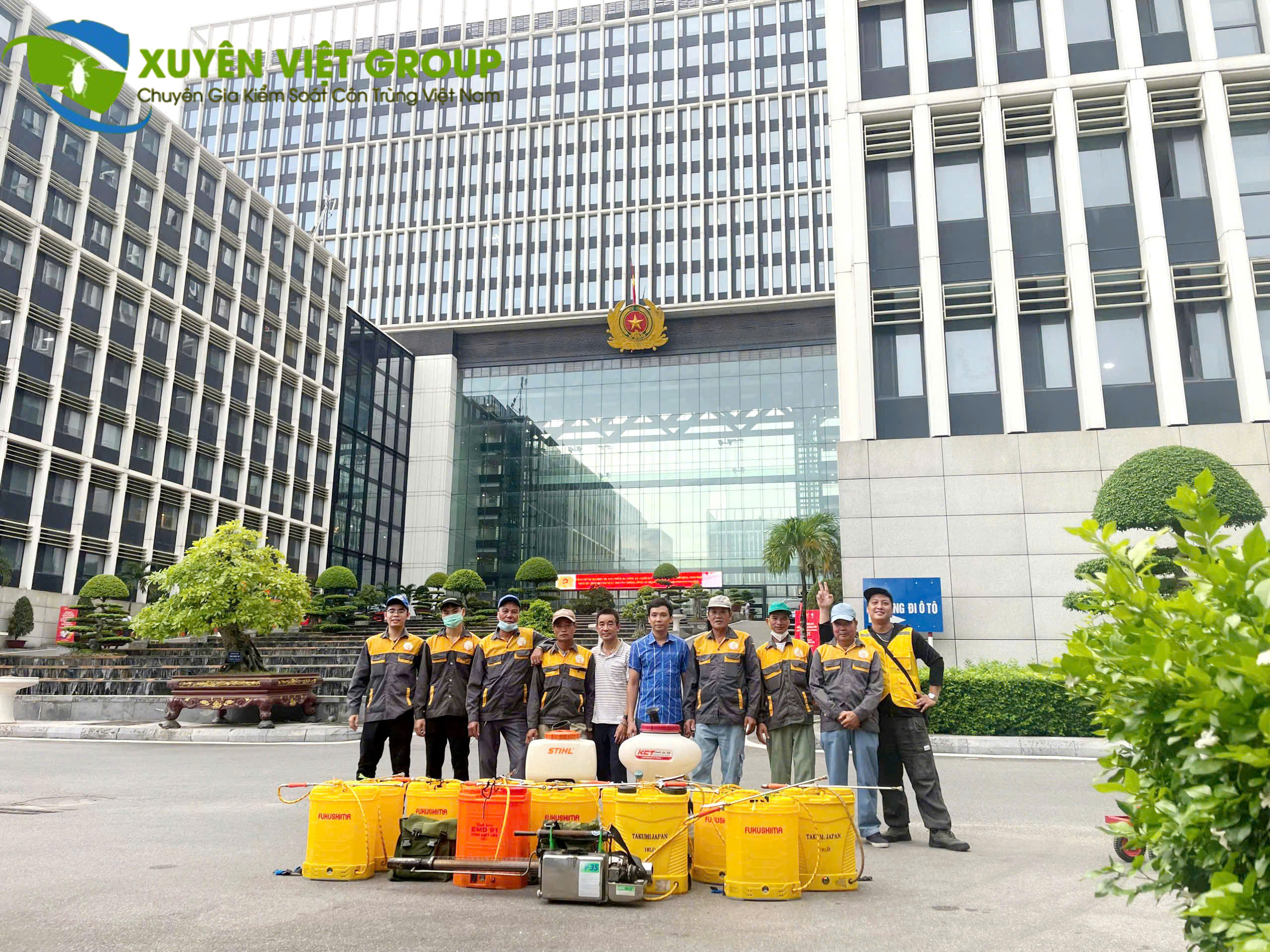 Đội ngũ nhân viên diệt côn trùng của Xuyên Việt Group - Vạn Yên