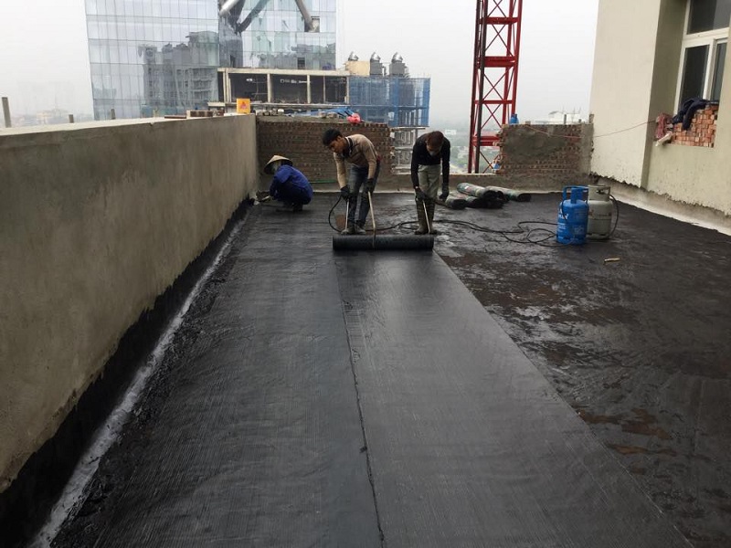 Đội chống thấm chuyên nghiệp làm việc tại quận Hoàn Kiếm