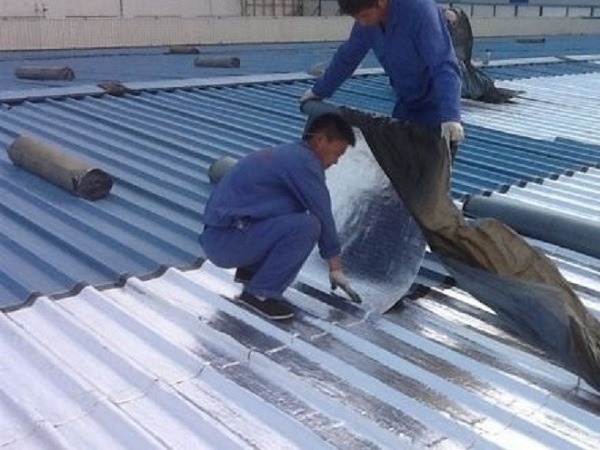 Chống thấm mái tôn cho công trình xây dựng tại Hà Nội chuyên nghiệp