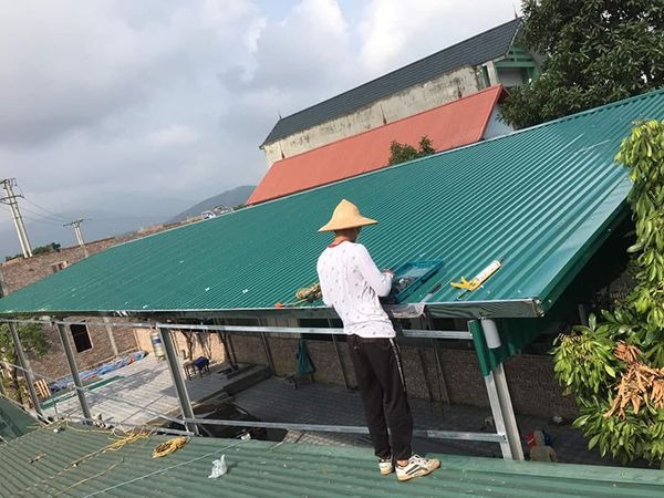 Lợp mái tôn lạnh chống nóng cho nhà cấp 4 tại Hà Nội