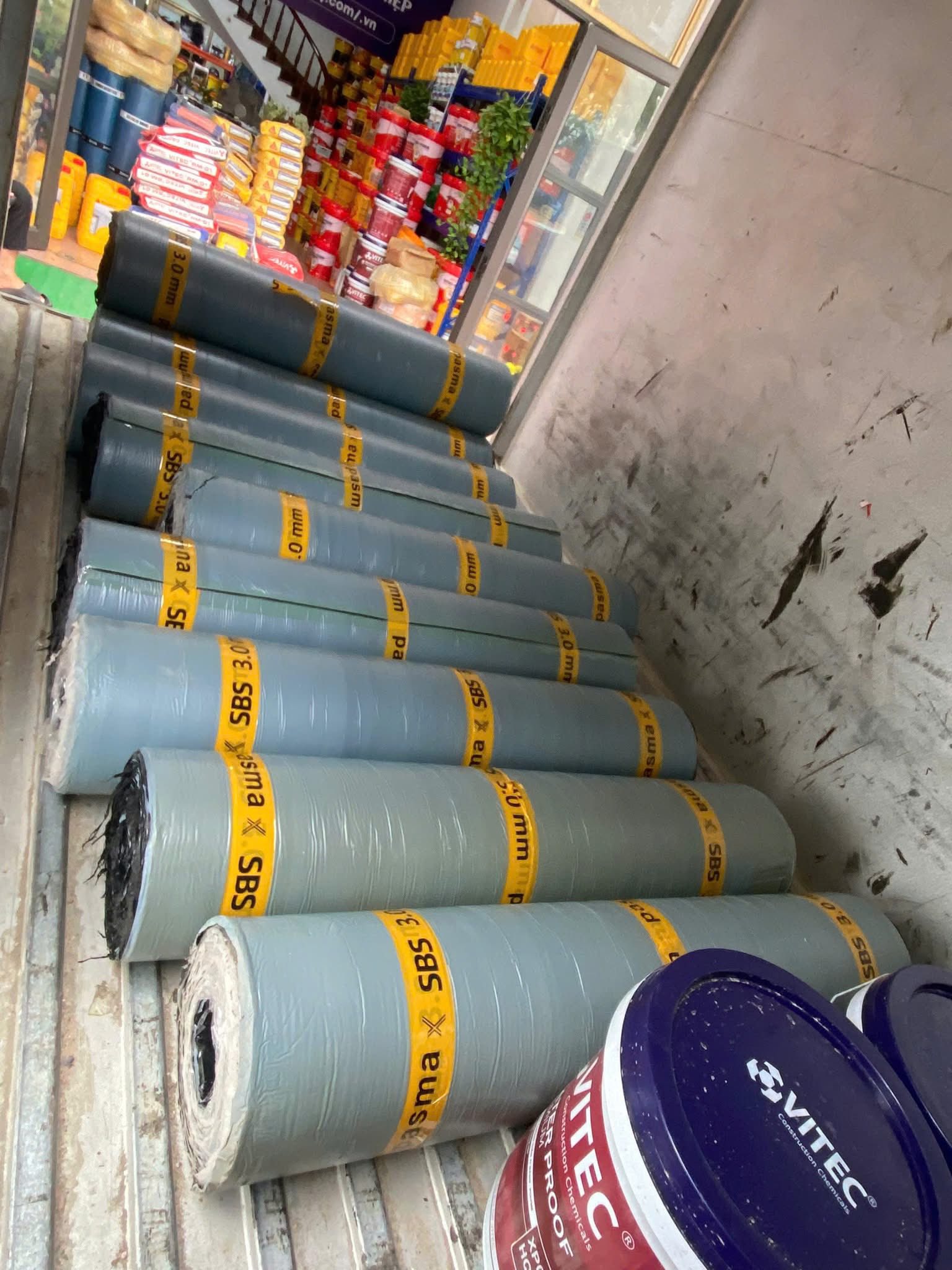Cuộn màng chống thấm bitum khò nóng SBS 3.0 mm cho sân thượng Quốc Oai