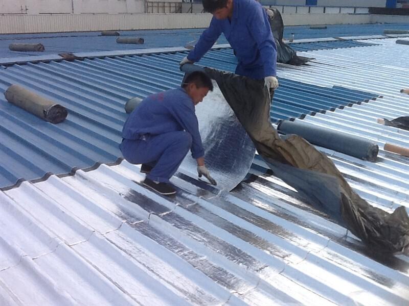 Thi công tấm cách nhiệt mái tôn tại Chương Mỹ chống nóng cấp tốc
