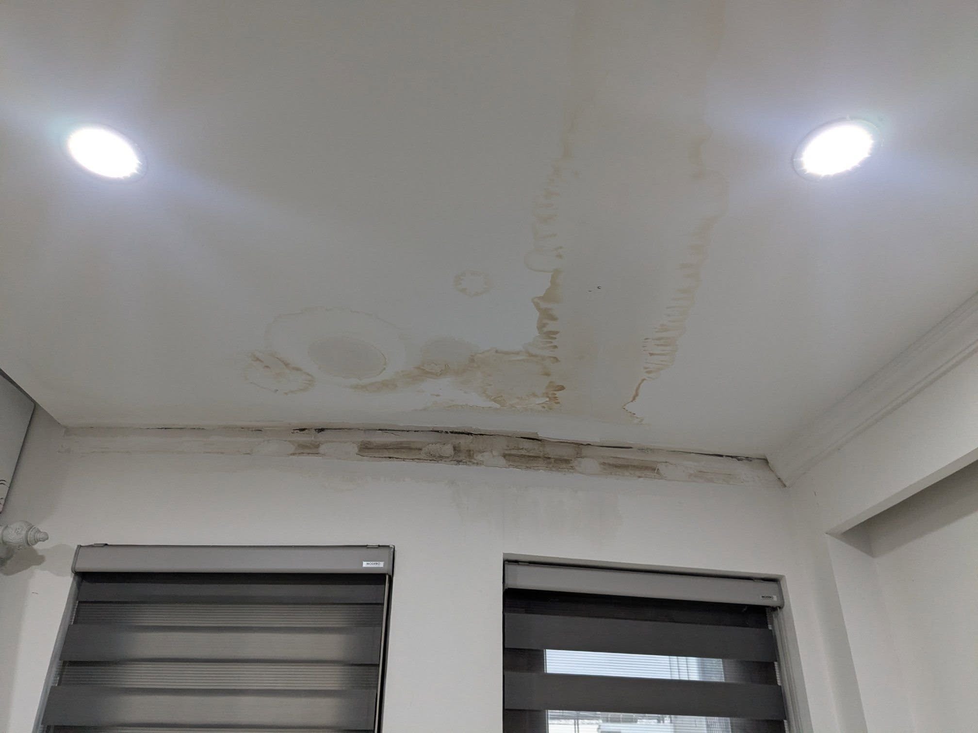 Thấm trần nhà ở Vũng Tàu